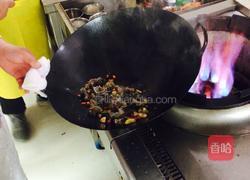 锅仔甲鱼的做法图解4