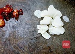 炝炒莴苣丝的做法图解2