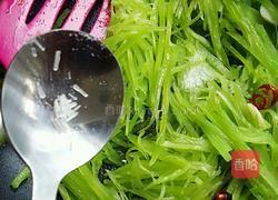炝炒莴苣丝的做法图解9
