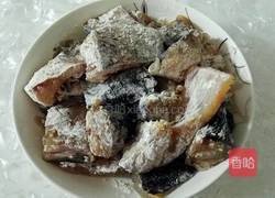 干煸椒盐鱼块的做法图解3