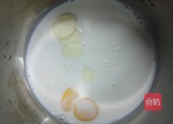 树莓白朱古力慕斯的做法图解1