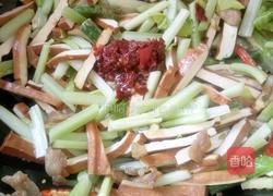 芹菜豆腐干的做法图解11
