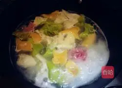 Illustration of how to make colorful red dumplings 14