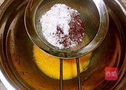 红丝绒蛋糕(八寸)的做法图解4