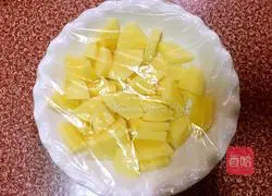 Illustration of how to make bacon mashed potatoes 2