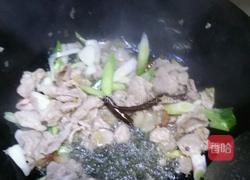 蒜苗炒肉片的做法图解7