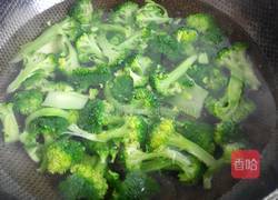 蒜香西蓝花的做法图解3