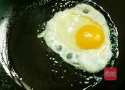 香菇鸡蛋面的做法图解3