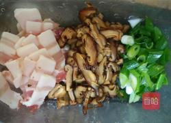 胡萝卜饭的做法图解1