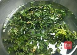 荠菜丸子的做法图解1