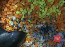 胡萝卜羊肉粒的做法图解3