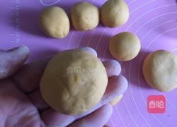 南瓜糯米芝麻饼的做法图解12