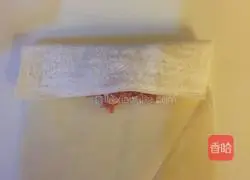 Illustration of how to make fresh meat and water chestnut dumplings 8