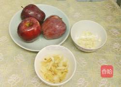 苹果雪耳甜汤的做法图解1