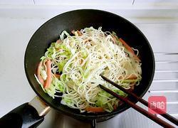 秘制酱汁炒面的做法图解9