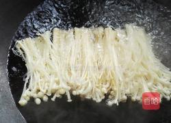 浇油金针菇的做法图解4