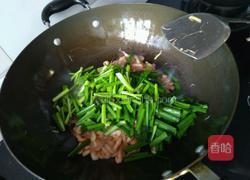 韭菜炒河虾的做法图解7