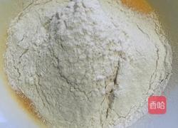 彩虹蛋糕卷的做法图解5