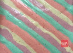 彩虹蛋糕卷的做法图解11