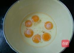 电饭煲版可可戚风蛋糕的做法图解4