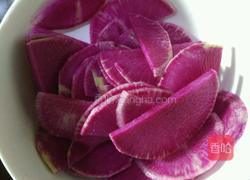 凉拌红心萝卜的做法图解2