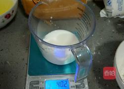 戚风蛋糕的做法图解3