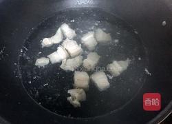 鹌鹑蛋红烧肉的做法图解4