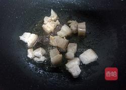 鹌鹑蛋红烧肉的做法图解7