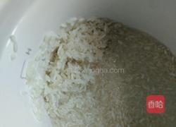 红枣苹果绿茶粥的做法图解1