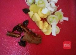 冬瓜炖鸡爪的做法图解1