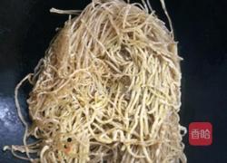 盐豆白菜炖粉丝的做法图解2