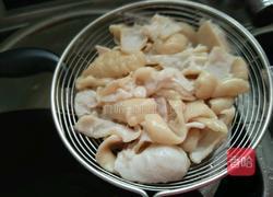 大肠炒酸菜的做法图解5