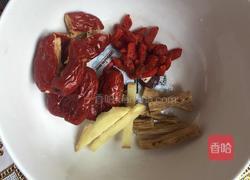 土鸡骨架汤的做法图解2