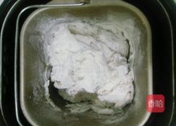 饺子皮的做法图解1