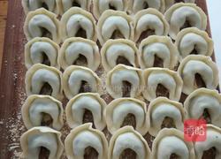 荠菜饺子的做法图解4