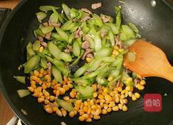 xo酱玉米粒炒菜心杆杆的做法图解8
