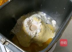 蜜豆玉米手撕包的做法图解2