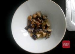 香菇糯米粥的做法图解1