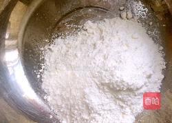 电饭煲蛋糕的做法图解1