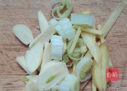 口蘑烧肉片的做法图解7