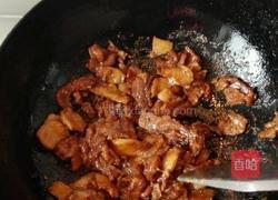 口蘑烧肉片的做法图解10