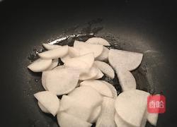 干贝萝卜肉片汤的做法图解3