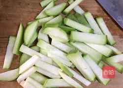 酸辣腌萝卜的做法图解1