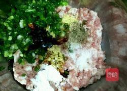 酸菜肉包子的做法图解13