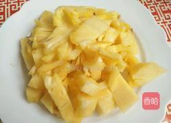 浓纯菠萝汁的做法图解3