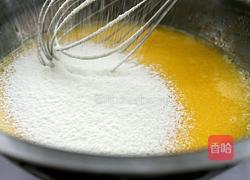 黄桃奶油蛋糕卷的做法图解4