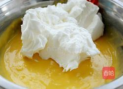 黄桃奶油蛋糕卷的做法图解9