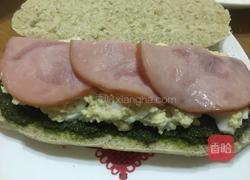 绿鸡蛋火腿三明治的做法图解7