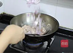 Illustration of how to make minced pork noodles 7