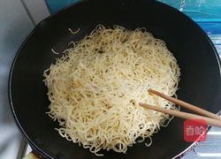 家常彩蔬炒面的做法图解6